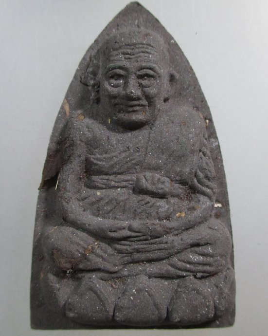 ๒๐ หลวงปู่ทวด พิมพ์จัมโบ้ วัดไร่มะม่วงพระราชดำรัส จ เพชรบุรี