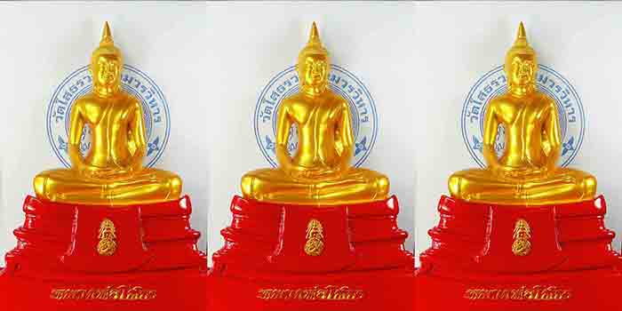 ***ยกชุด 3 องค์***พระบูชา พระพุทธโสธร เนื้อเรซิ่นองค์สีทองฐานแดง ใต้ฐานปั๊มยันต์พร้อมกล่องตราวัดบรรจ