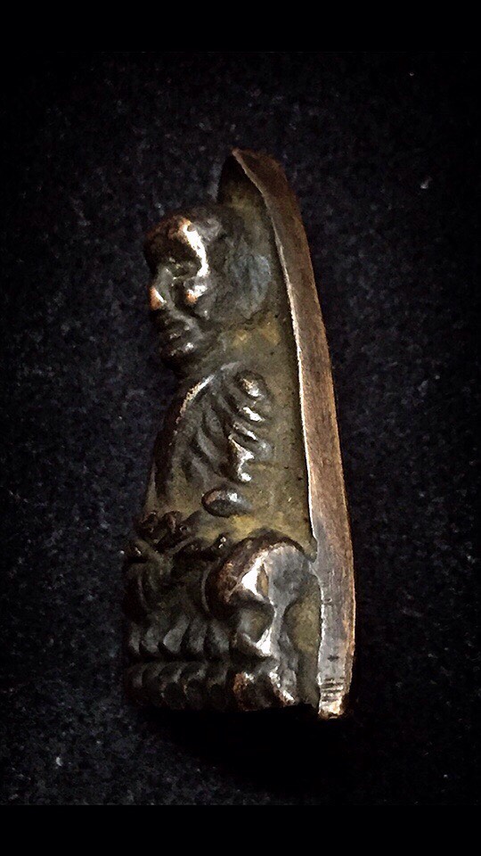 หลวงพ่อทวดปี 05 หลังเตารีดใหญ่ พิมพ์A 