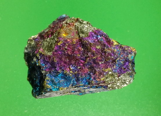 แร่เจ้าน้ำเงิน สีม่วง ทองน้ำเงิน แวววาว