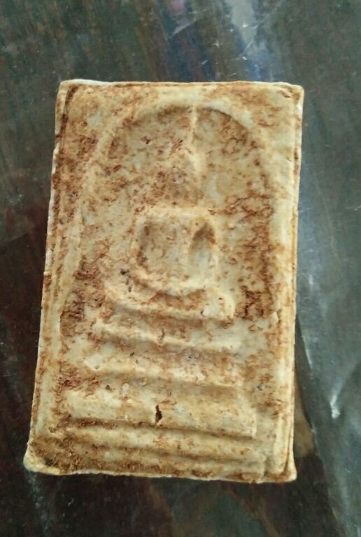 สมเด็จหลวงปู่ลำภูพิมพเกศจรดซุ้มลงกรุสวยๆครับ