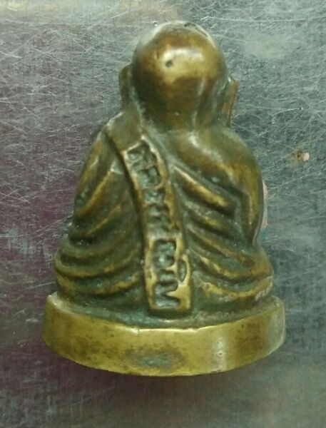 รูปหล่อหลวงพ่อเงินวัดท่าบัวทองปี 15 สวยๆครับ 