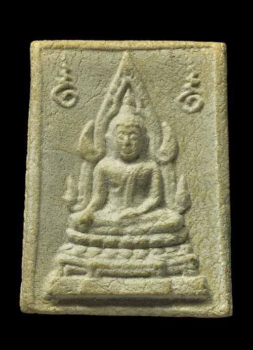 พระคำข้าว รุ่น 2 พิมพ์ฐานจุด หลวงพ่อฤาษีลิงดำปลุกเสก สภาพผิวและคราบแป้งเดิมๆไม่ผ่านการใช้ครับ เคาะเด