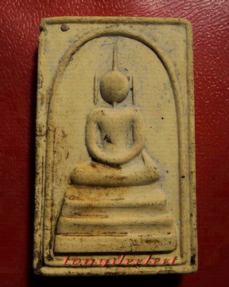 พระสมเด็จอรหังหลังลายเซ็นต์ สมเด็จพระญาณสังวร วัดบวรนิเวศวิหาร ปี 2519 ค่ะ