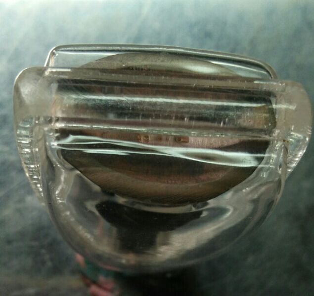 พระกริ่งแม่ใหญ่ ก้นตอกหมายเลข หลวงพ่อสาคร หลวงพ่อสิน ปลุกเสกสวยๆเลี่ยมใว้แล้วครับ