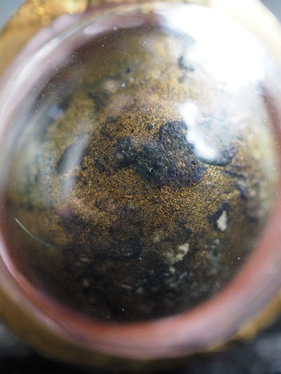 ลูกอมหลวงปู่ทิิม บรอนซ์วานิช เลี่ยมทองครับ