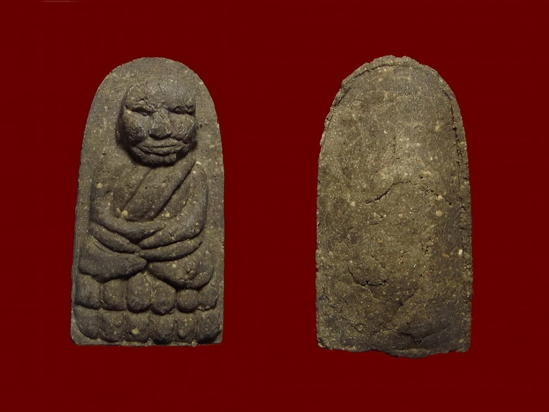 หลวงปู่ทวด รุ่นพระเจ้าห้าพระองค์ ปี 2543 หลวงปู่หมุนร่วมปลุกเสก เลี่ยมกันน้ำพร้อมใช้