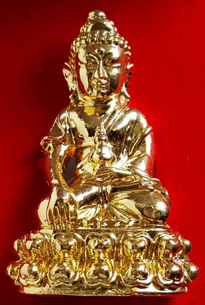 400 ฿ พระกริ่ง อายุ วรรณโณ สุขัง พลัง วัดสุทัศน์ฯ ปี ๕๑ กล่องกำมะหยี่ เลข ๖๒๙