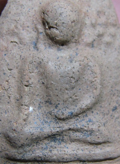 พระพิมพ์พระเปิม เนื้อดิน กรุวัดคู้ยาง จ.กำแพงเพชร ฟอร์มตรง สภาพดี