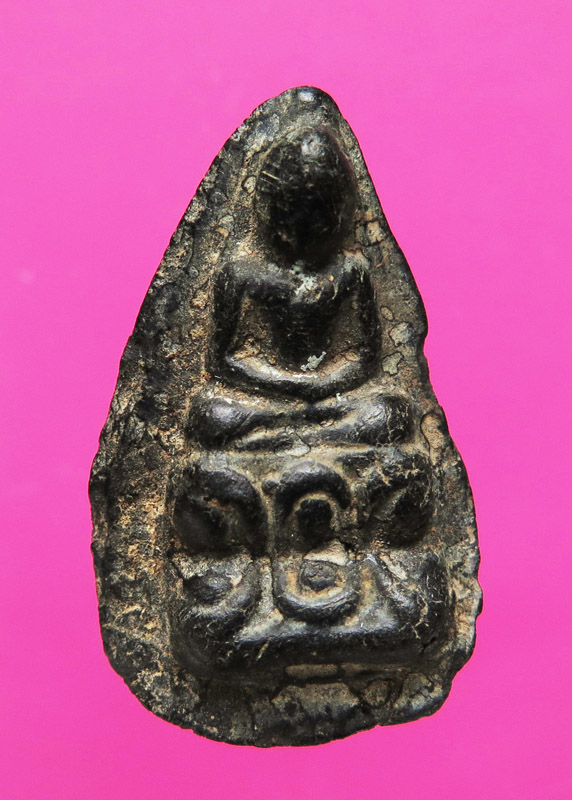 พระเชตุพน บัวสองชั้น เนื้อนิลพัตร