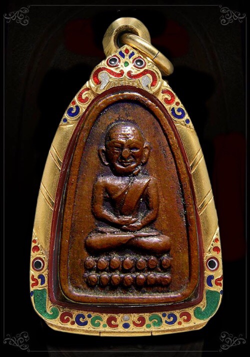 หลวงปู่ทวด หลังนางกวัก เนื้อทองแดง 