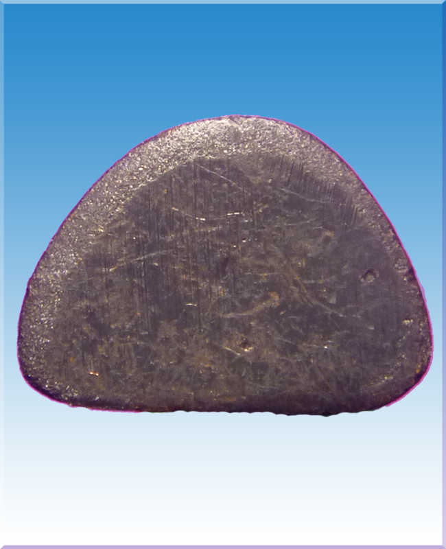 รูปหล่อลอยองค์หลวงปู่คร่ำวัดวังหว้าองค์โค้ตเลข๓ ด้านหลัง