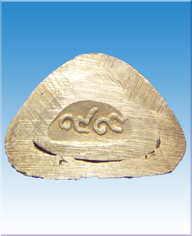 รูปหล่อเนื้อเงินหลวงปู่คร่ำวัดวังหว้าโค๊ต๙๙