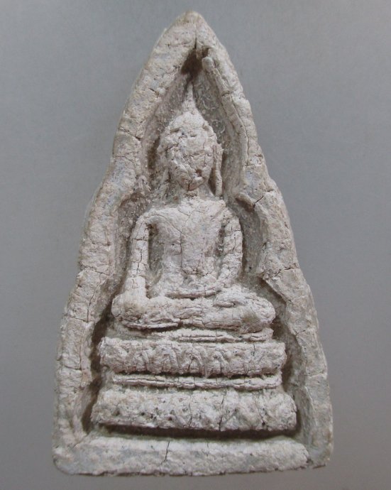 ๒๐ พระพุทธเนื้อผง