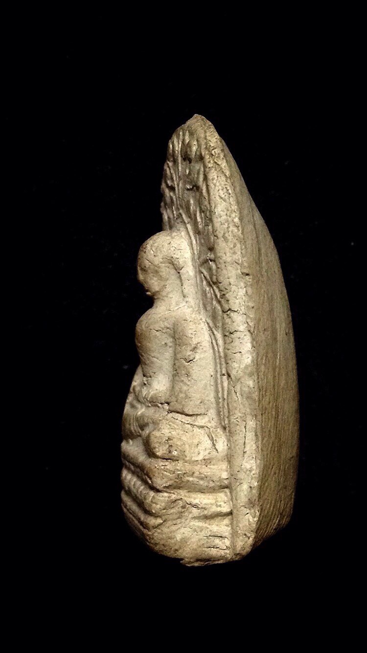 พระคงทรงพระบาง เนื้อขาว 