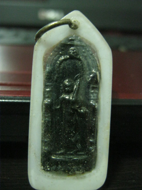 พระสีวลีหลังลีลา เนื้อเมฆพัตร หลวงพ่อกวย