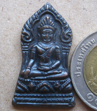 พระยอดขุนพลสันติสุข ปี2515 หลวงปู่ทิม,หลวงปู่โต๊ะ,หลวงปู่เอีย และคณาจารย์ชื่อดัง109รูปร่วมปลุกเสก