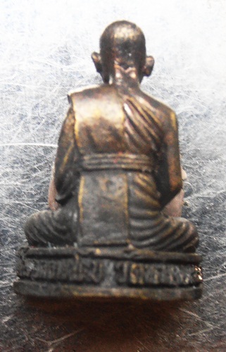 รูปหล่อหลวงพ่อฟื้น วัดทุ่งครุ ปี47สวยๆพร้อมกล่องครับ