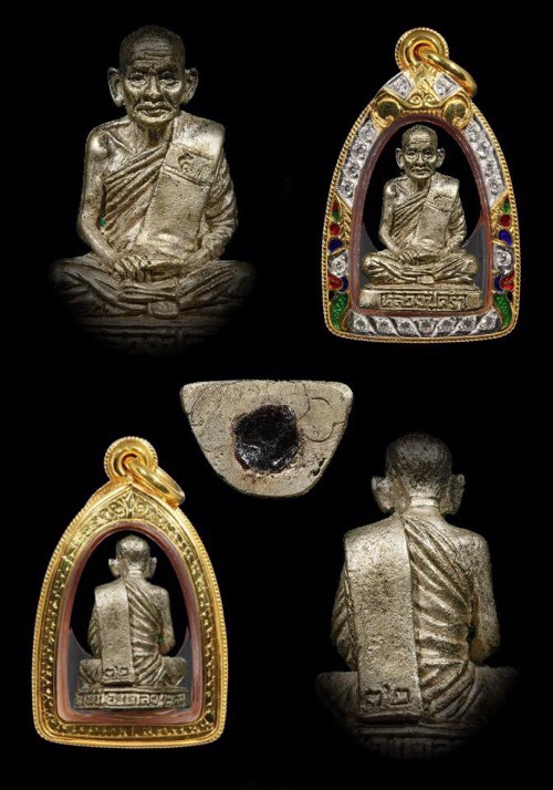 รูปหล่อลอยองค์หลวงปู่คร่ำวัดวังหว้าเนื้อเงินฐานอุดผงพรายหลวงปู่ทิมผสมสีผึ้งหลวงพ่อทาบ