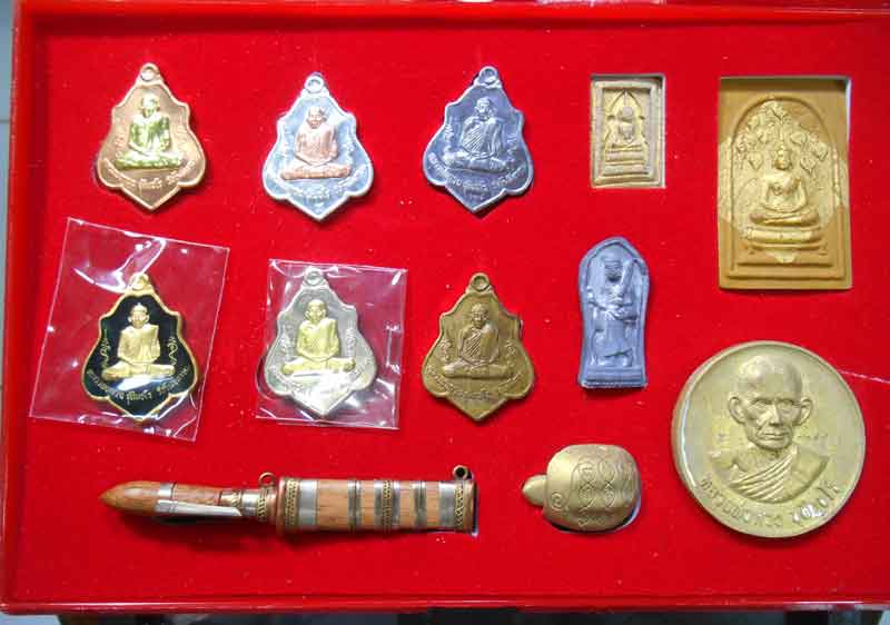 หลวงพ่อกวย ชุดกรรมการ รุ่นแรงครู เคาะเดียวครับ