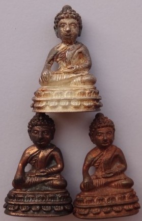 พระชัยวัฒน์เจ้าสัว วัดบวรนิเวศ เนื้อเงิน นวะโลหะ สัมฤทธิ์ ปี37เคาะเดียว