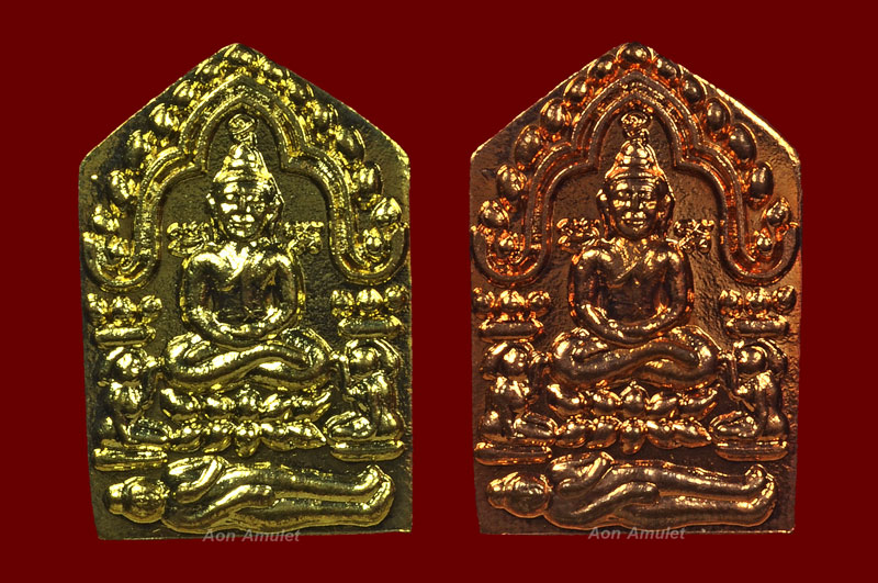 พระขุนแผนหลังยันต์มงกุฎแก้วพิมพ์เล็กปั๊มเนื้อทองเทวฤทธิ์ + เนื้อทองแดง หลวงปู่บัว ถามโก พศ.2554