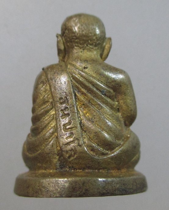 ๒๐ รูปหล่อหลวงปู่แว่น ธนปาโล วัดถ้ำพระสบาย จ.ลำปาง ปี ๓๙