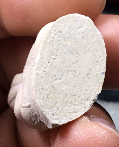 พระปิดตาจัมโบ้ ชุตินธโร เนื้อผงพุทธคุณ หลวงปู่หมุนปลุกเสก ออกวัดซับลำใย ปี42