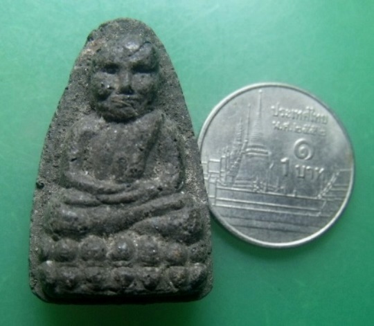 **วัดใจ**หลวงปู่ทวด เนื้อว่าน หลังฝังตะกรุด อ.ประสูติ วัดในเตา จ.ตรัง**สวยๆ 
