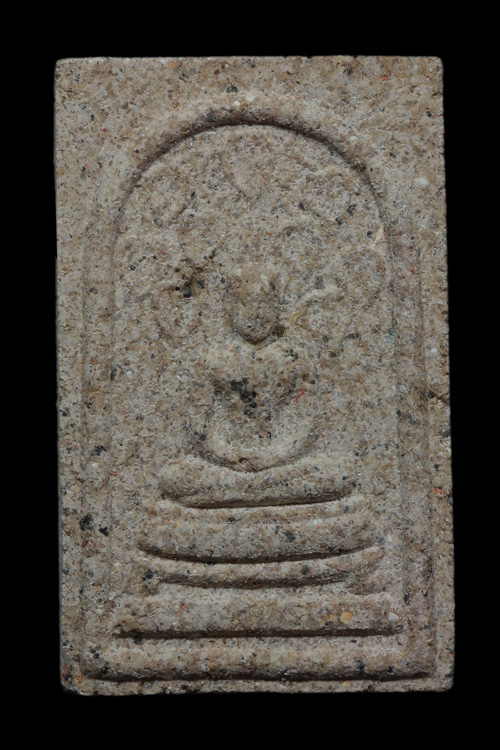 สมเด็จปรกโพธิ์9ใบหลังพระแม่ธรณีพิมพ์เล็ก เนื้อทรายสวยๆ หลวงปู่หมนปลุกเสก ออกวัดซับลำใย