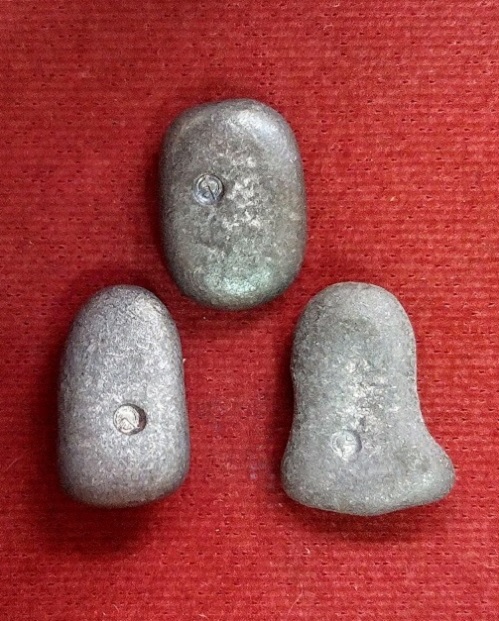 พระชุดไตรภาคี เนื้อชินตะกั่ว หลวงปู่โต๊ะ วัดโคนอน ปี15 หลวงปู่โต๊ะ หลวงพ่อแพ ร่วมเสก..เคาะเดียวแดง..