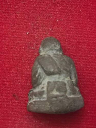 รูปหล่อเนื้อผงหลวงปู่ทวด วัดช้างให้