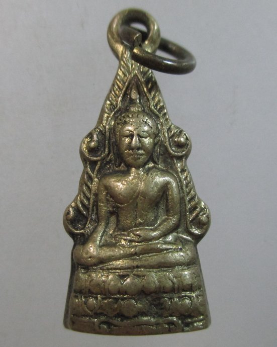 ๒๐ พระพุทธชินราชลอยองค์ ก้นอุดกริ่ง วัดเขาสำเภาทอง จ ระยอง หลวงปู่ทิม วัดละหารไร่ปลุกเสก