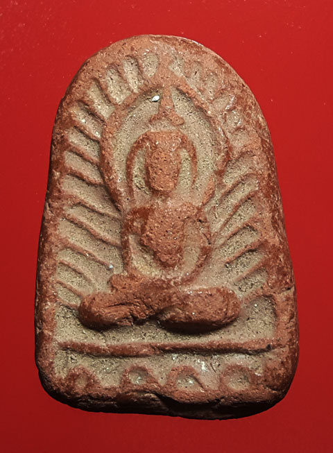 พระซุ้มกอ พิมพ์รัศมี เนื้อดิน ลพ.สว่าง วัดท่าพุทรา กำแพงเพชร