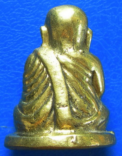 รูปหล่อหลวงพ่อเงิน วัดบางคลาน..........(A-7)