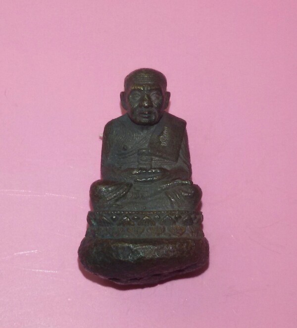 หลวงปู่ทวด วัดช้างให้ นวะ