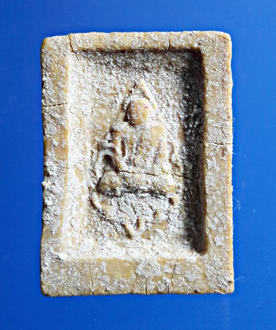 SSS1จัดพระเก็บสะสมให้บูชาพระคำข้าวหลวงพ่อฤาษีลิงดำปลุกเสกรุ่นสองสภาพสวยดลักษณะพิเศษเกล็ดเต็มหน้าหลัง