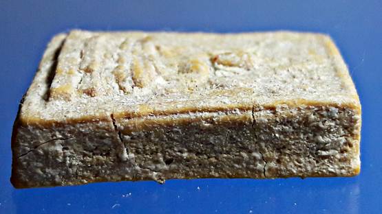 SSS1จัดพระเก็บสะสมให้บูชาพระคำข้าวหลวงพ่อฤาษีลิงดำปลุกเสกรุ่นสองสภาพสวยดลักษณะพิเศษเกล็ดเต็มหน้าหลัง