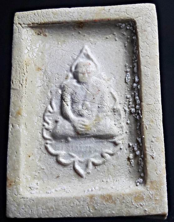 SS2.จัดพระเก็บสะสมให้บูชาพระคำข้าวหลวงพ่อฤาษีลิงดำปลุกเสกรุ่นสองสภาพสวยคมชัดลักษณะพิเศษจัดให้เบาเบา