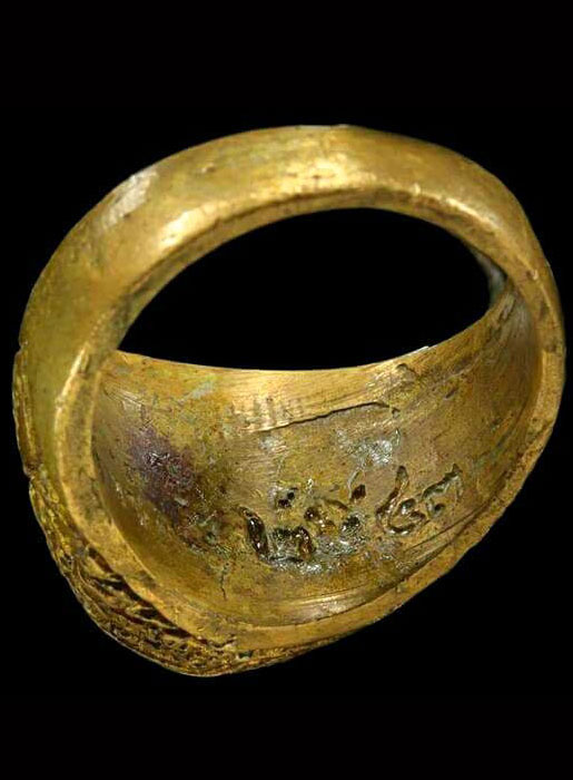 เคาะเดียว แหวนเสาร์๕ มหาเศรษฐี หลวงปู่หมุน วัดบ้านจาน เนื้อทองทิพย์ สภาพสวย 