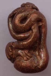 พระปิดตาเขาอ้อ รุ่นบูรณะถ้ำฉัตรทัณฑ์บรรพต ปี 49 เคาะเดียว