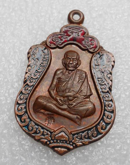 ++เคาะเดียวแดง++เหรียญเสมา รุ่นมหาสมปรารถนา หลวงปู่หมุน  เนื้อทองแดงลงยา ตอก 3 โค๊ด พร้อมกล่อง+บัตร