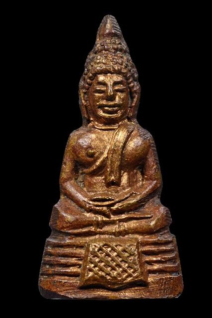 หลวงพ่อโสธรกริ่งเล็ก  พิมพ์ต้อมีกำไลหลังหนังสือจม  ปี2508