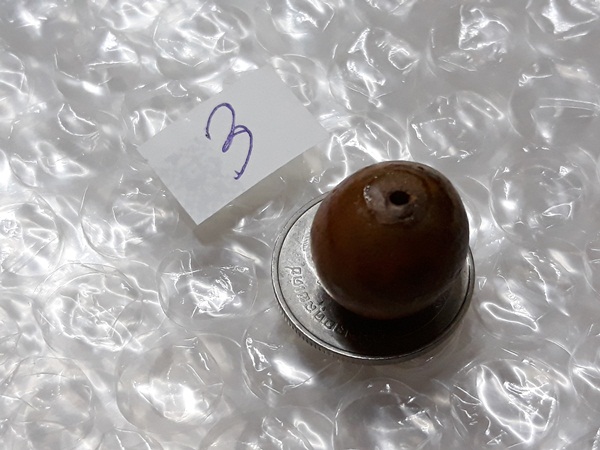 3. เม็ดประคำเสาร์ 5 ขนาด 14-16 มิล สีน้ำตาล หลวงปู่หมุน