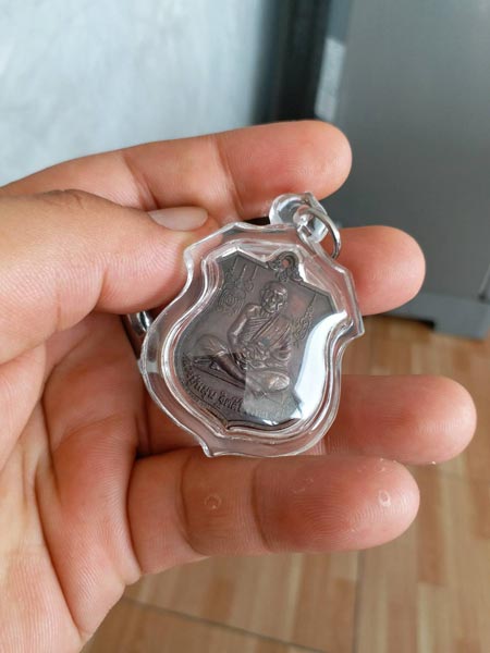 เหรียญนารายณ์ ประคำเด้งๆครับ หลวงปู่หมุน วัดบ้านจาน