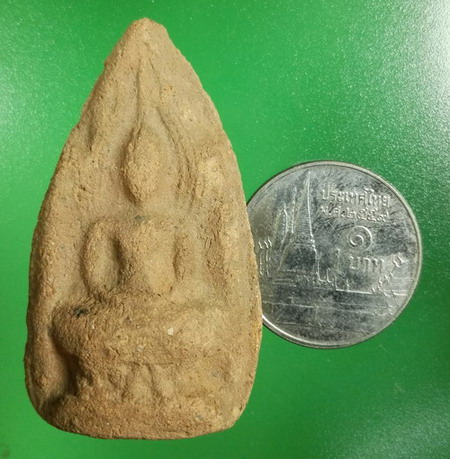 พระซุ้มทอง กรุเจดีย์กลางทุ่ง จ.อยุธยา