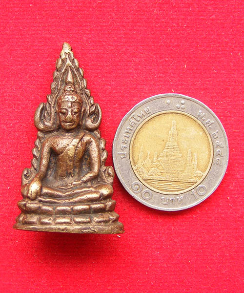   รูปหล่อพระพุทธชินราช ไม่ทราบที่ครับ  