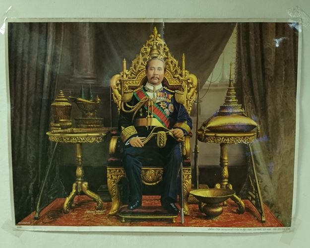 รูปกระดาษพิมพ์สีหลวงปู่แหวน 7.5x9.5นิ้ว วัดดอยแม่ปั๋ง จ