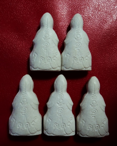 เจ้าแม่กวนอิม ญสส. สมเด็จพระญาณสังวรฯ วัดบวรนิเวศวิหาร รุ่นแรก สวยมากค่ะ