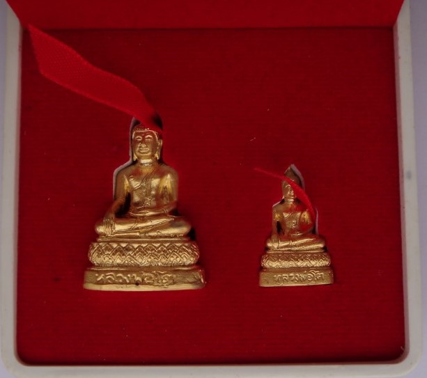  กริ่ง-ชัยวัฒน์ หลวงพ่อโต วัดพนัญเชิง ปกป้องน้ำท่วม เคาะเดียว